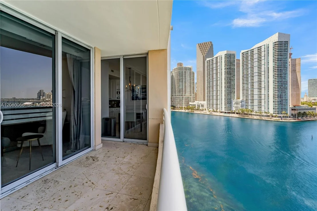 Photo of Unit 1102 at 848 Brickell Key Dr