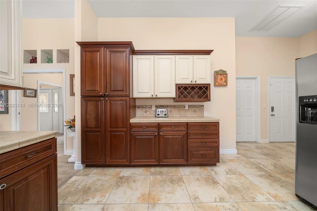 Photo of 9526 Kingfisher PL