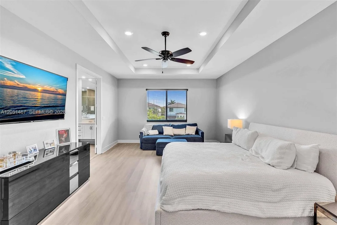 Photo of 10855 Pacifica Way