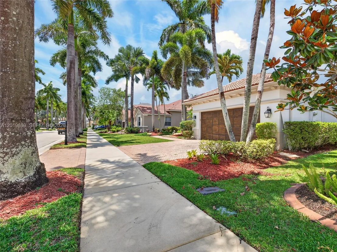 Photo of 2288 Quail Roost Dr