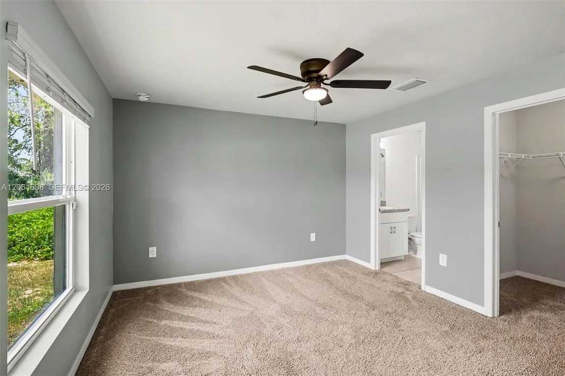 Photo of 5003 Pinetree LN