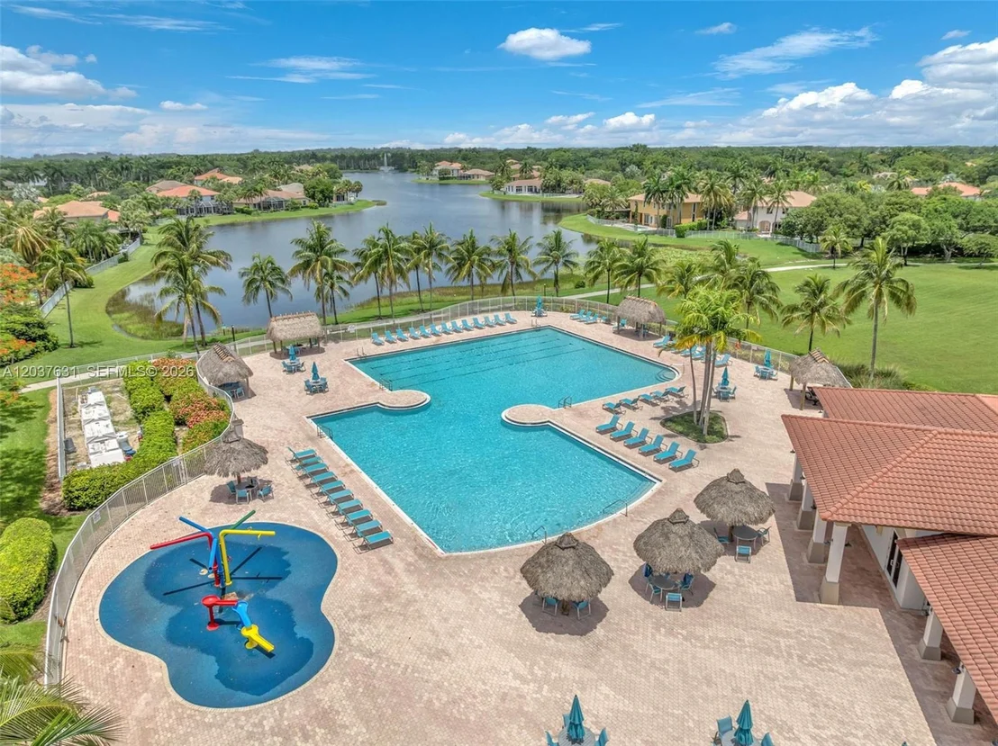 Photo of 4110 Laurel Ridge Cir