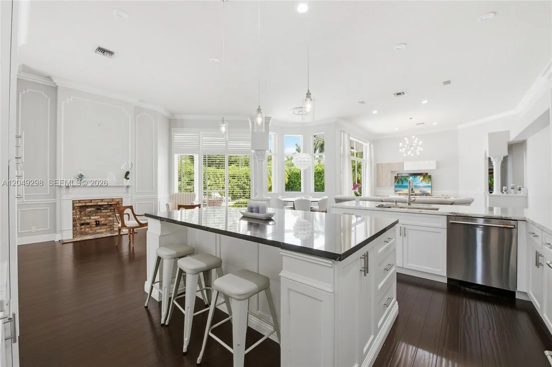Photo of 2542 Eagle Run Dr