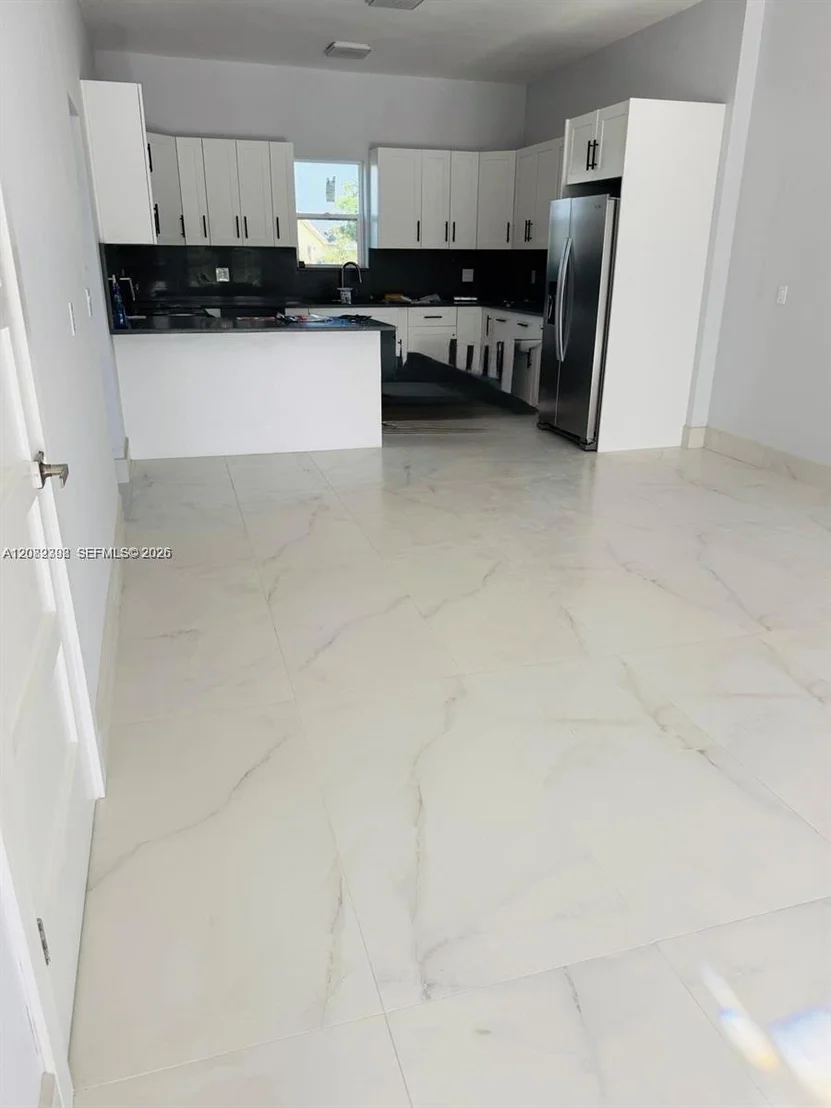 Photo of 401 Lexington Drive
