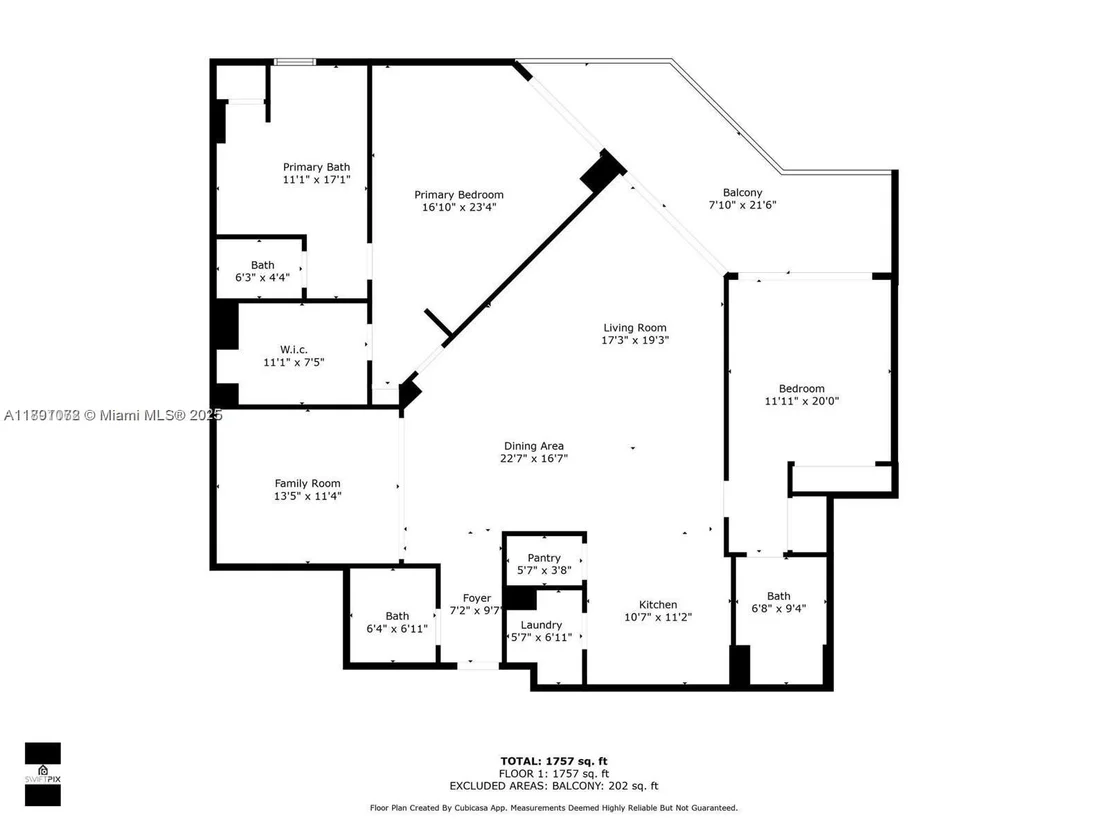 Photo of Unit 708 at 17301 Biscayne Blvd