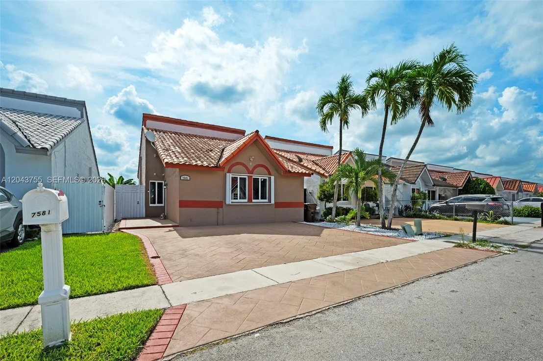 Photo of 7581 W 29th Way