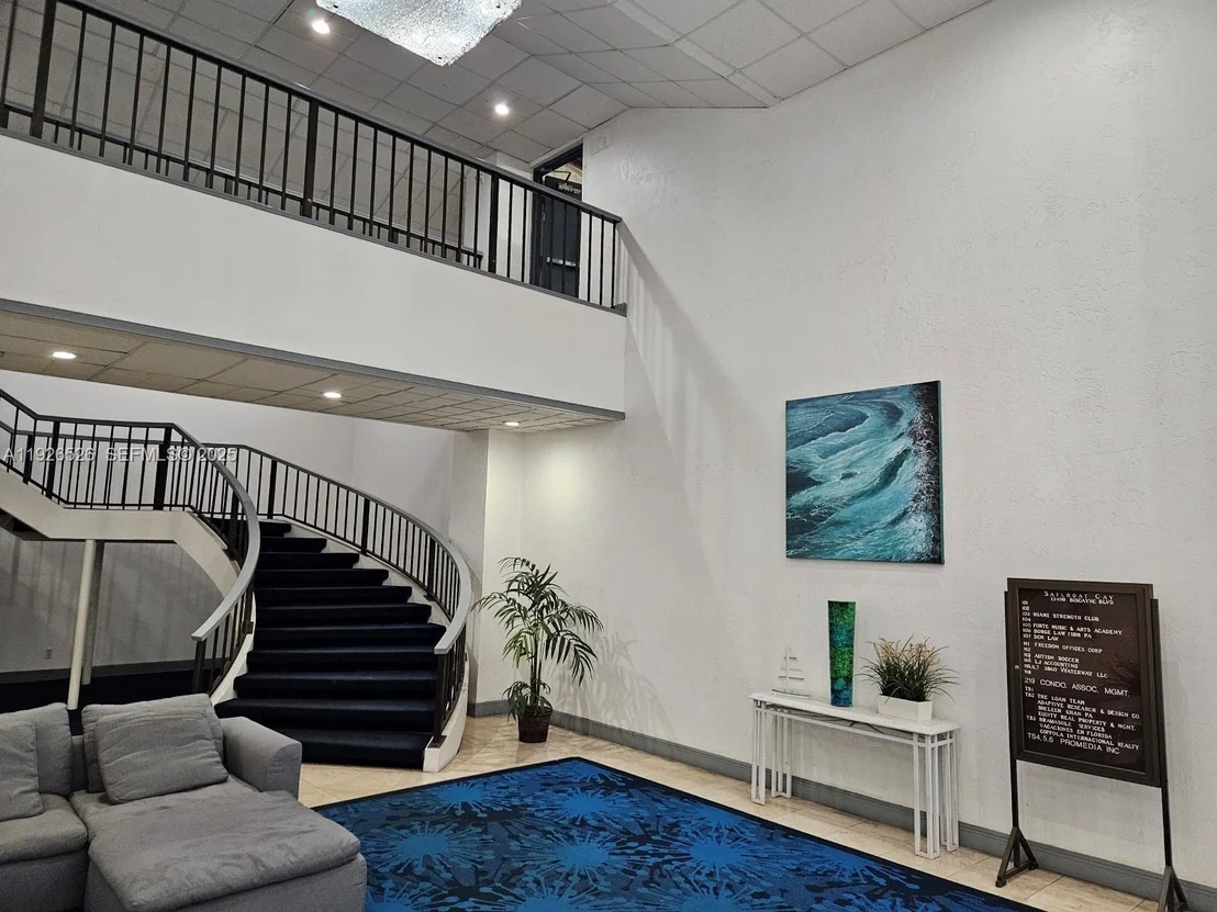 Photo of Unit CU207 at 13499 Biscayne Blvd