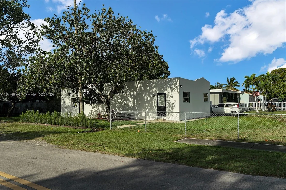Photo of 1046 Jann Ave