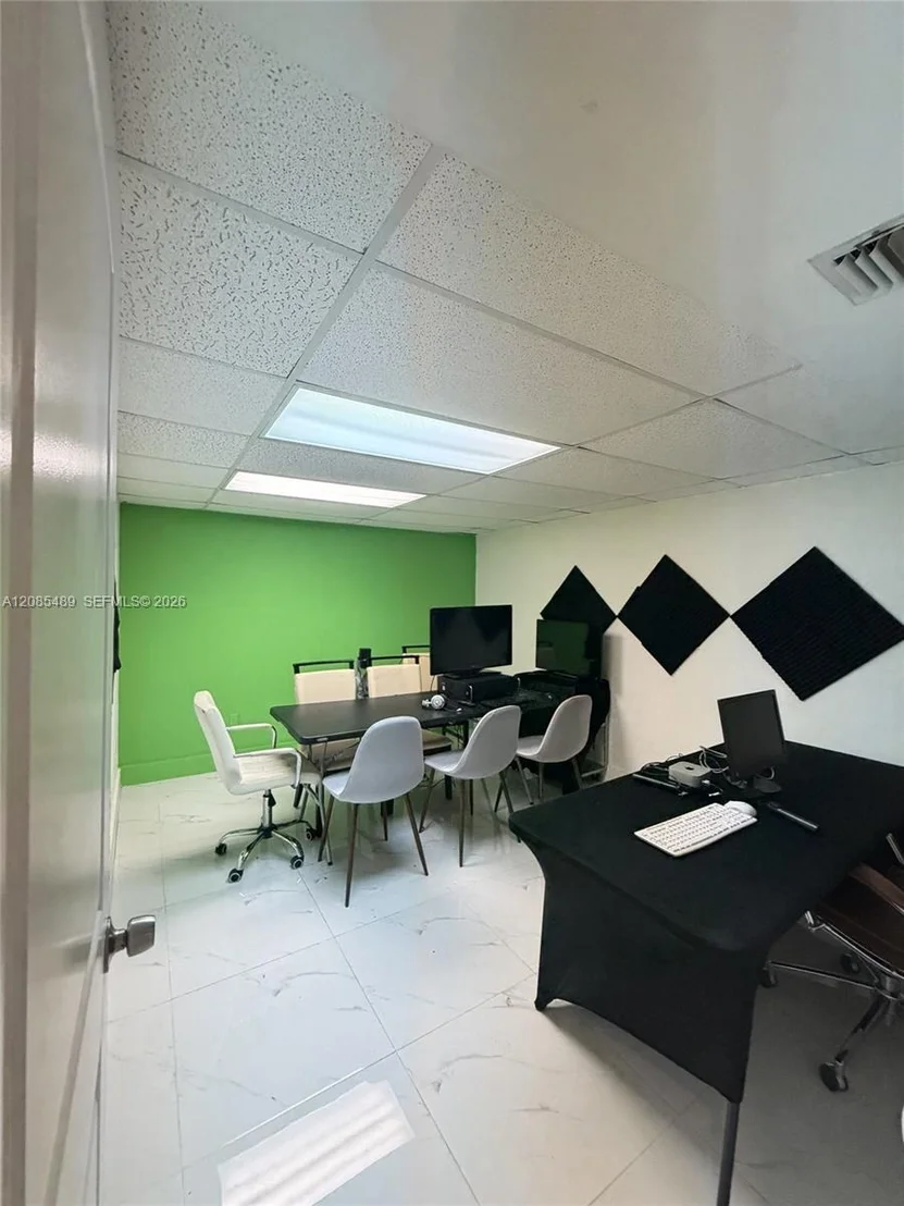 Photo of Unit CU203 at 13499 Biscayne Blvd