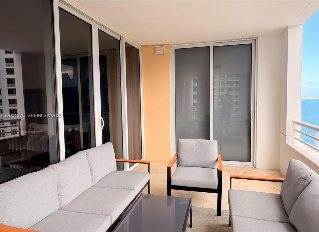 Photo of Unit 905 at 848 Brickell Key Dr