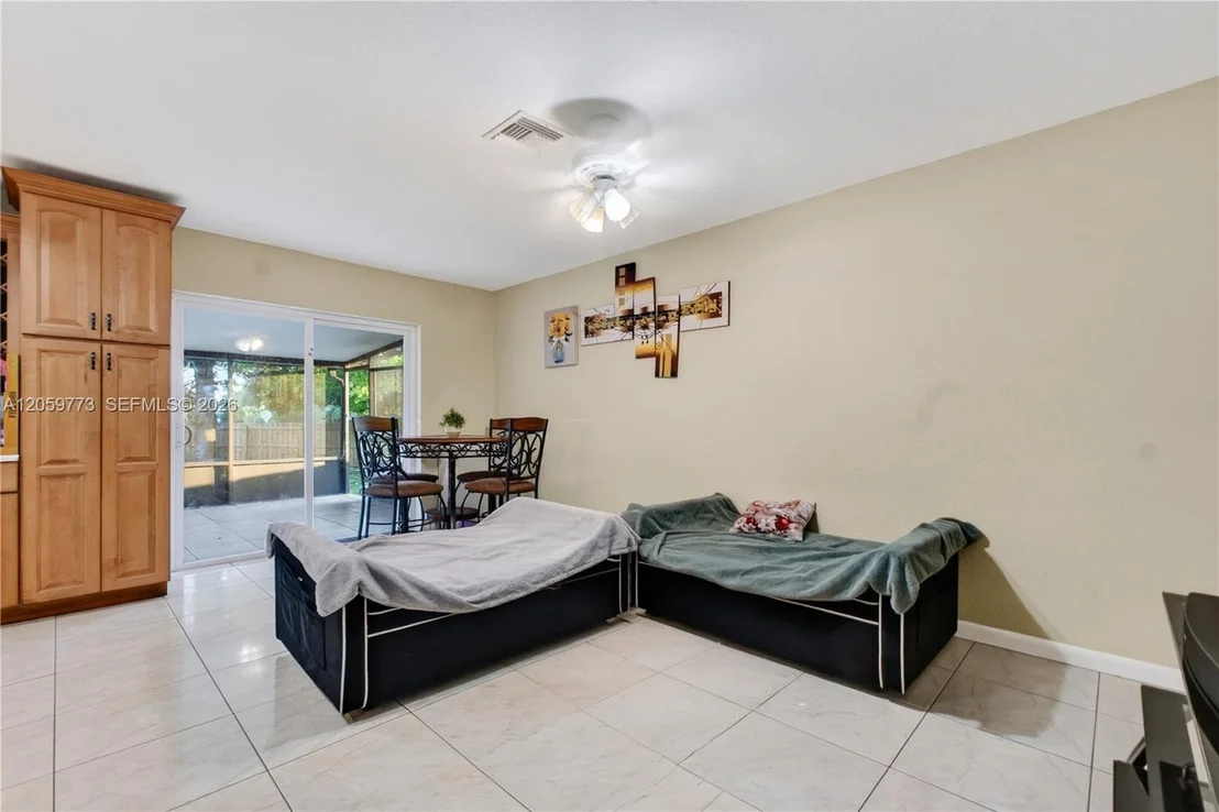 Photo of 5511 BARNSTEAD CIR