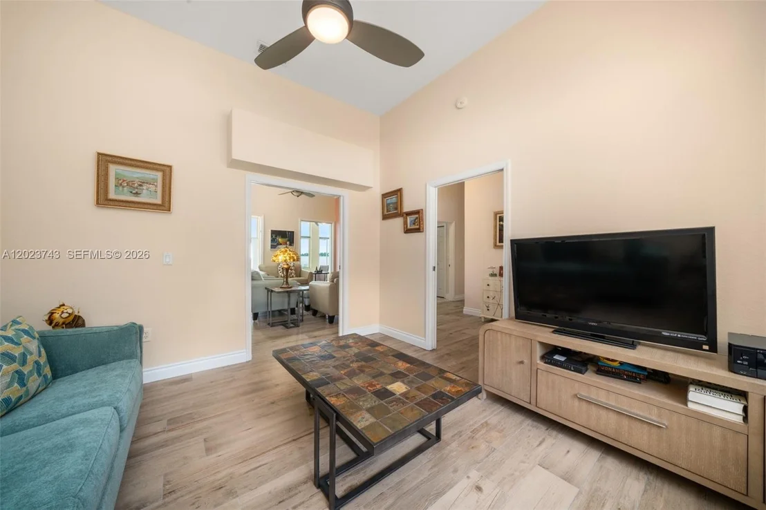 Photo of 9526 Kingfisher PL