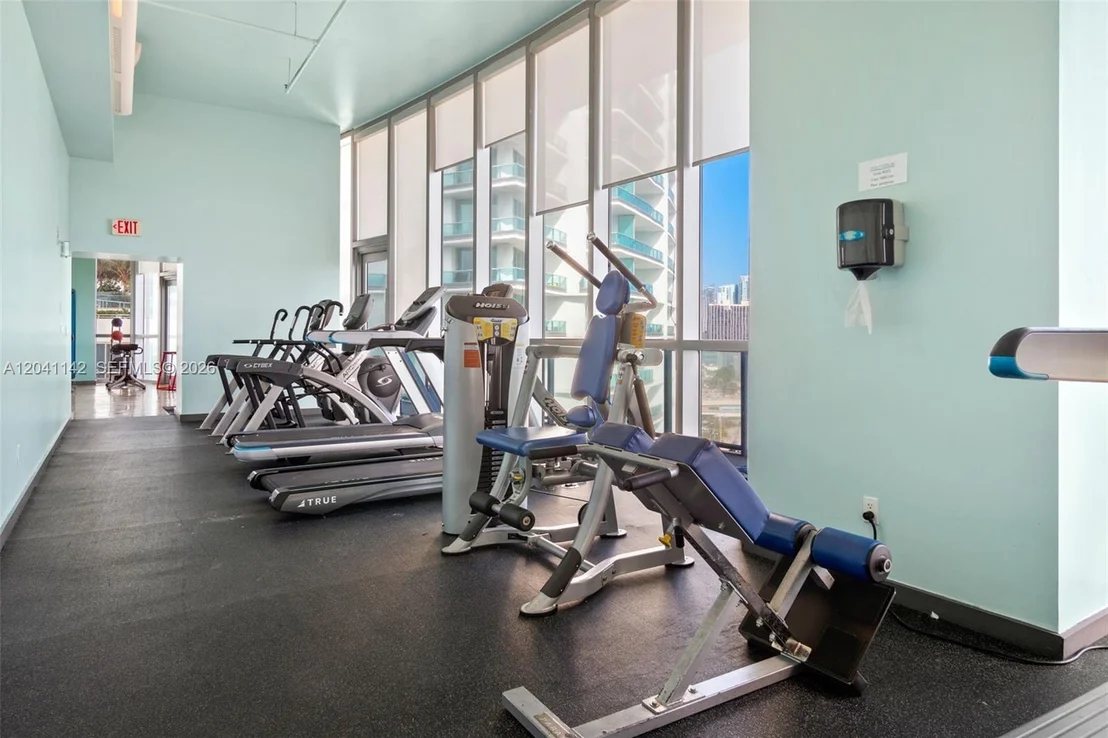 Photo of Unit 5404 at 888 Biscayne Blvd