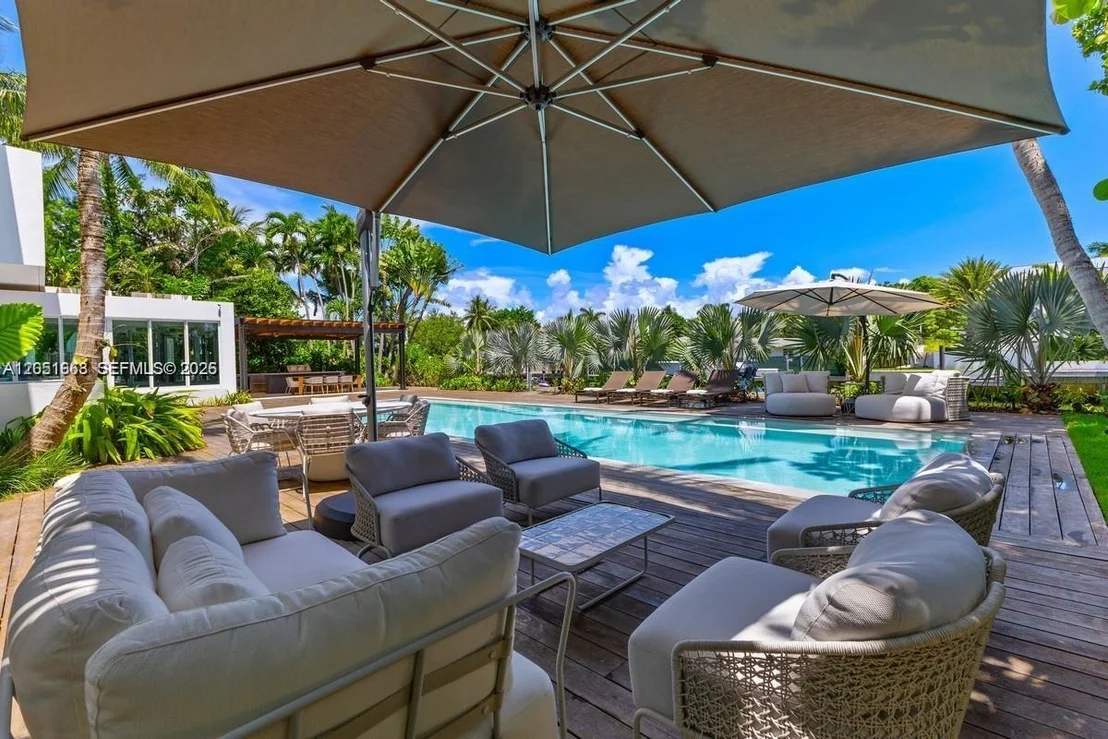 Photo of 161 Cape Florida Drive