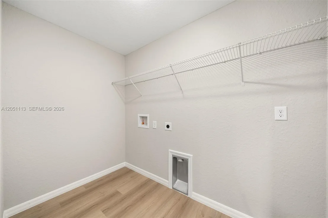 Photo of 5634 Cortez Blvd.