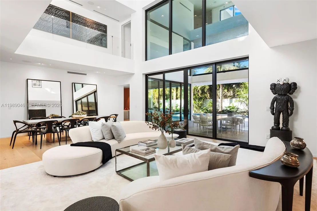 Photo of 128 Ocean Blvd