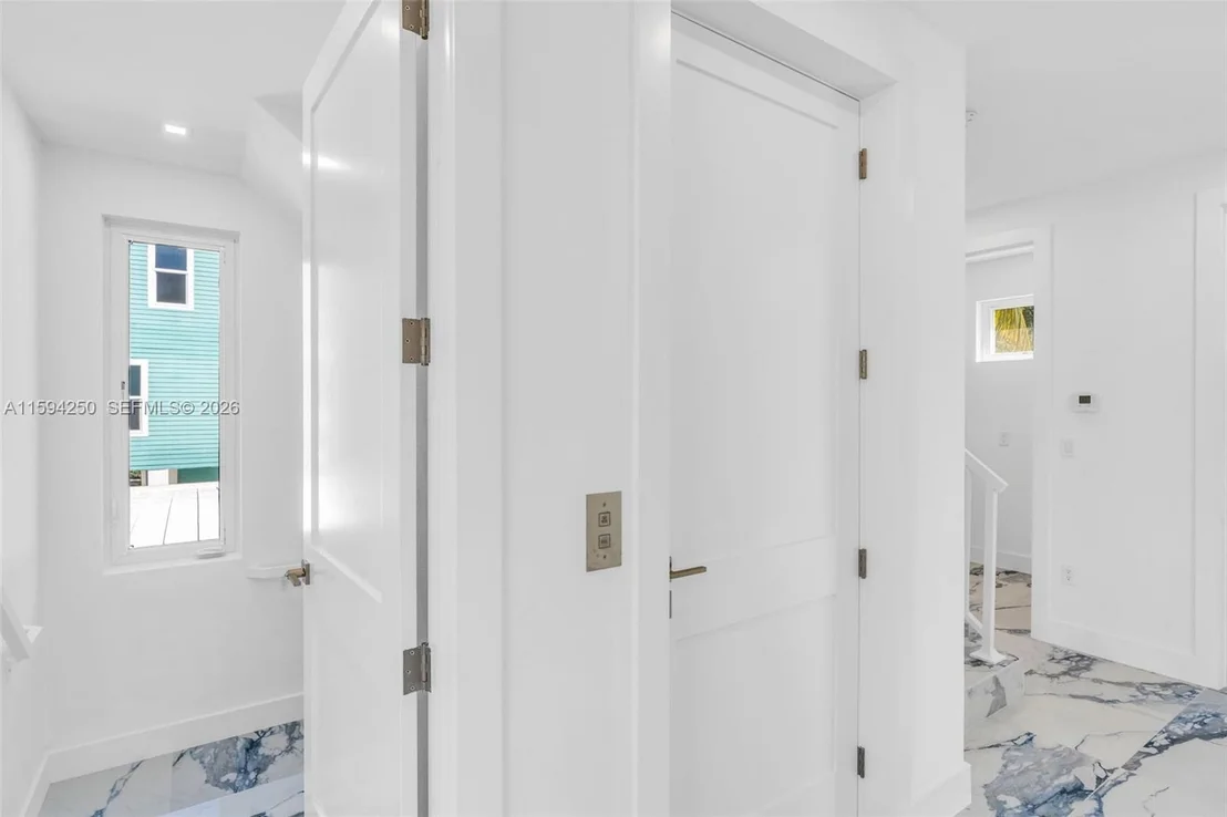 Photo of 84 Coral Way