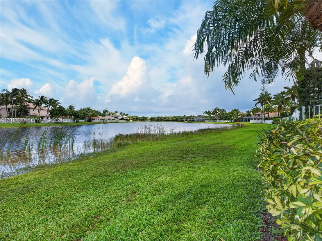 Photo of 2288 Quail Roost Dr