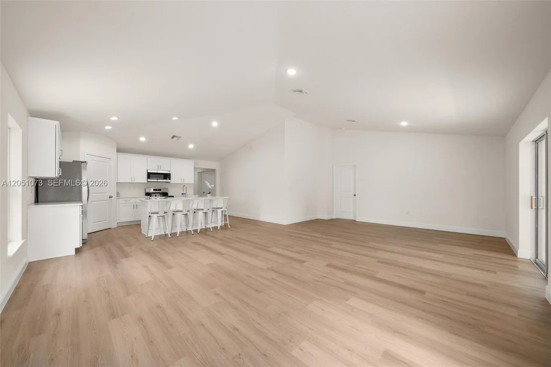 Photo of 5526 Cortez Blvd.