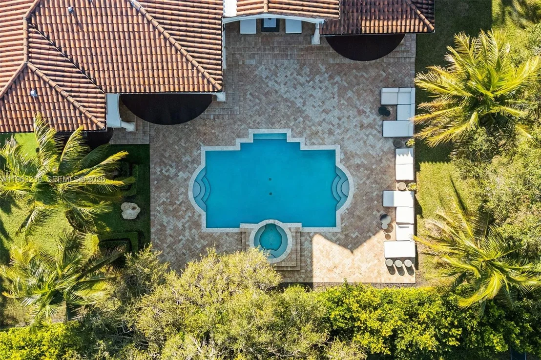 Photo of 11111 Killian Park Rd
