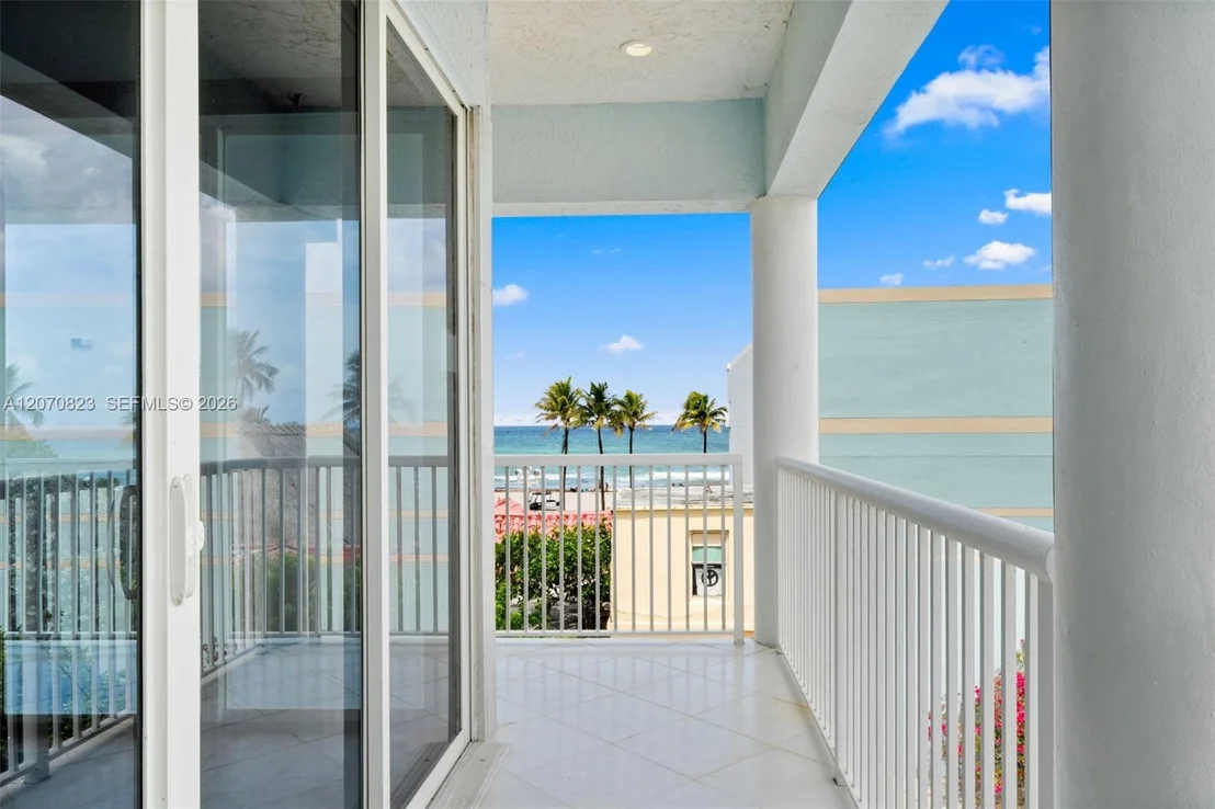 Photo of 311 N N Surf Rd