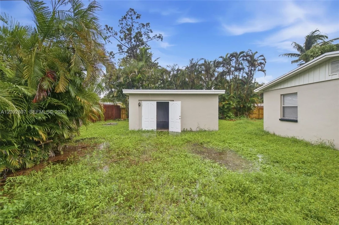 Photo of 49 W Mango Rd