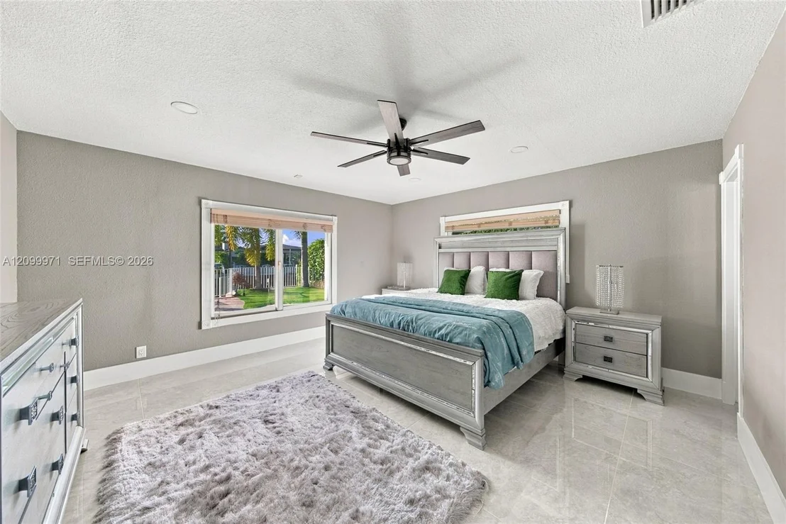 Photo of 5111 NE 30th Ave