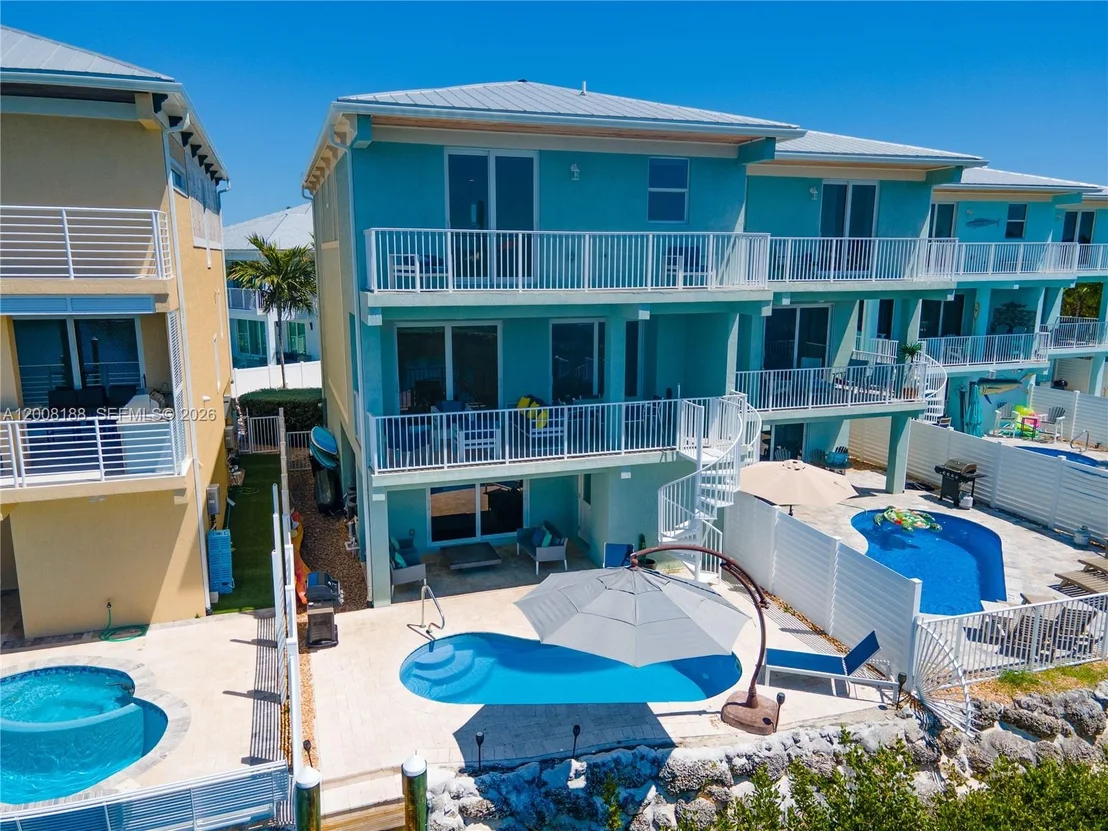 Photo of 443 Sombrero Beach Rd