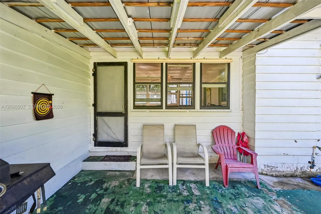 Photo of 3039 Sunrise Boulevard