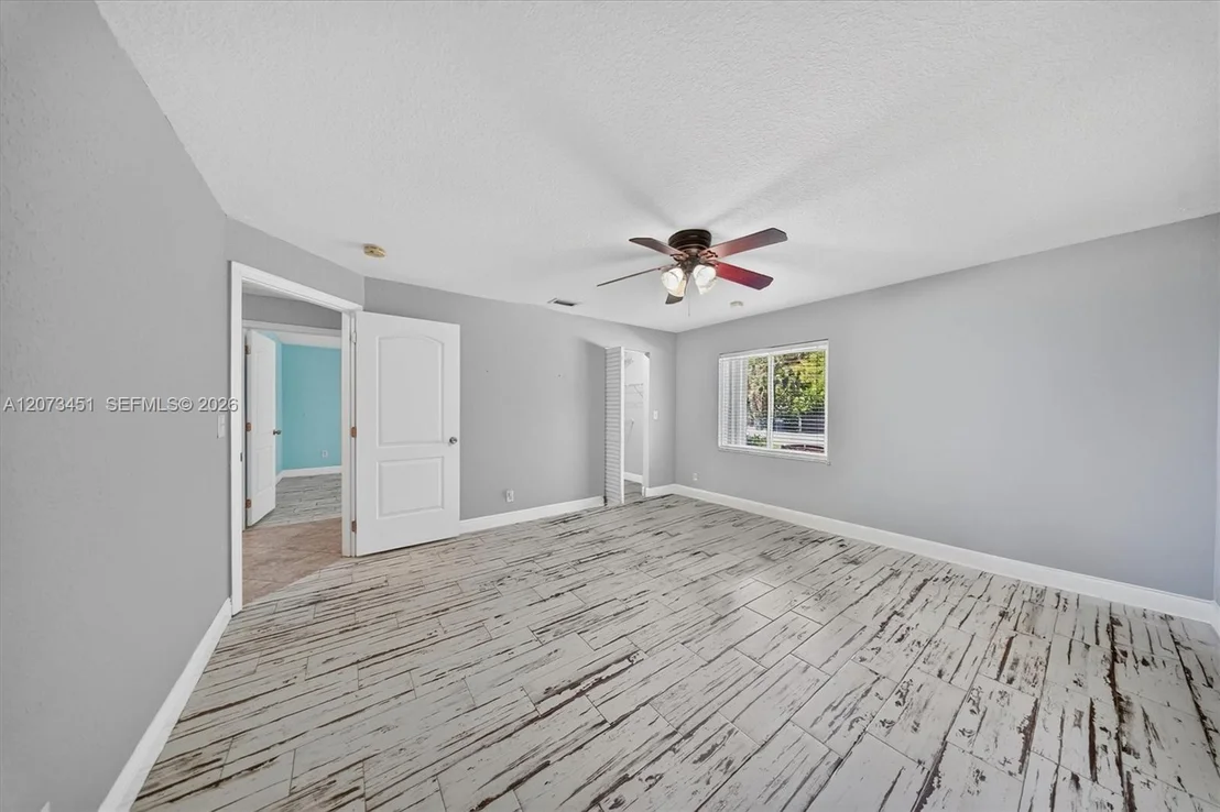 Photo of 1215 Stallion Dr
