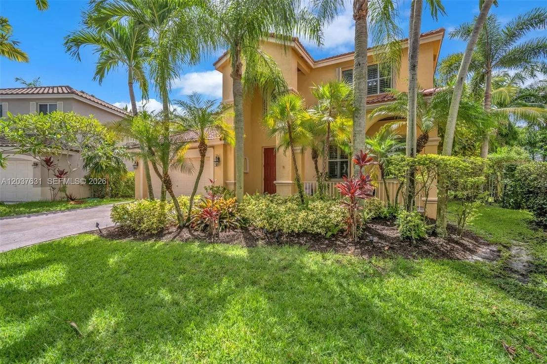 Photo of 4110 Laurel Ridge Cir