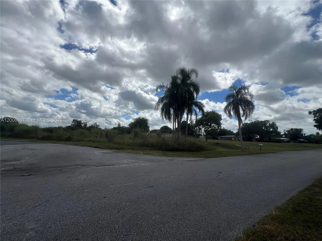 Photo of 1510 River Road