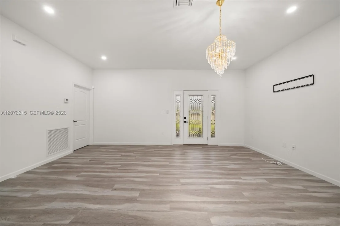 Photo of 4225 Cortez BLvd.