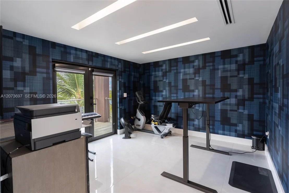 Photo of 5601 N Ocean Dr