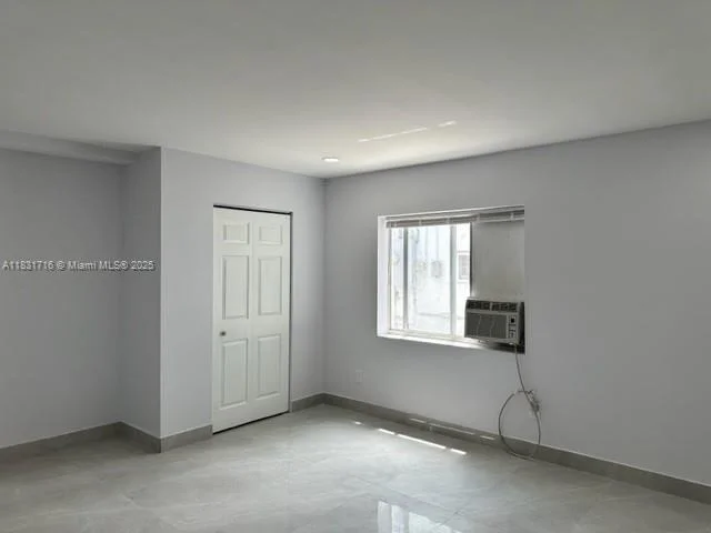 Photo of 42 SE 10th Ter
