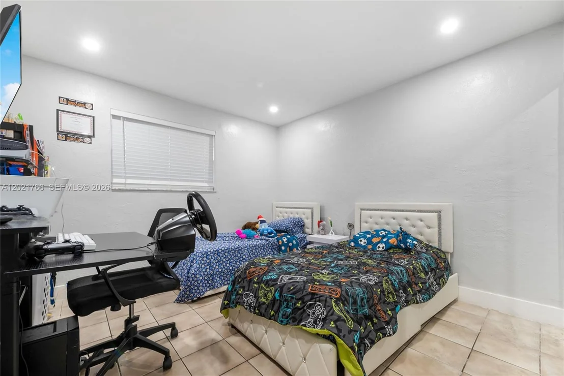 Photo of Unit 326 at 