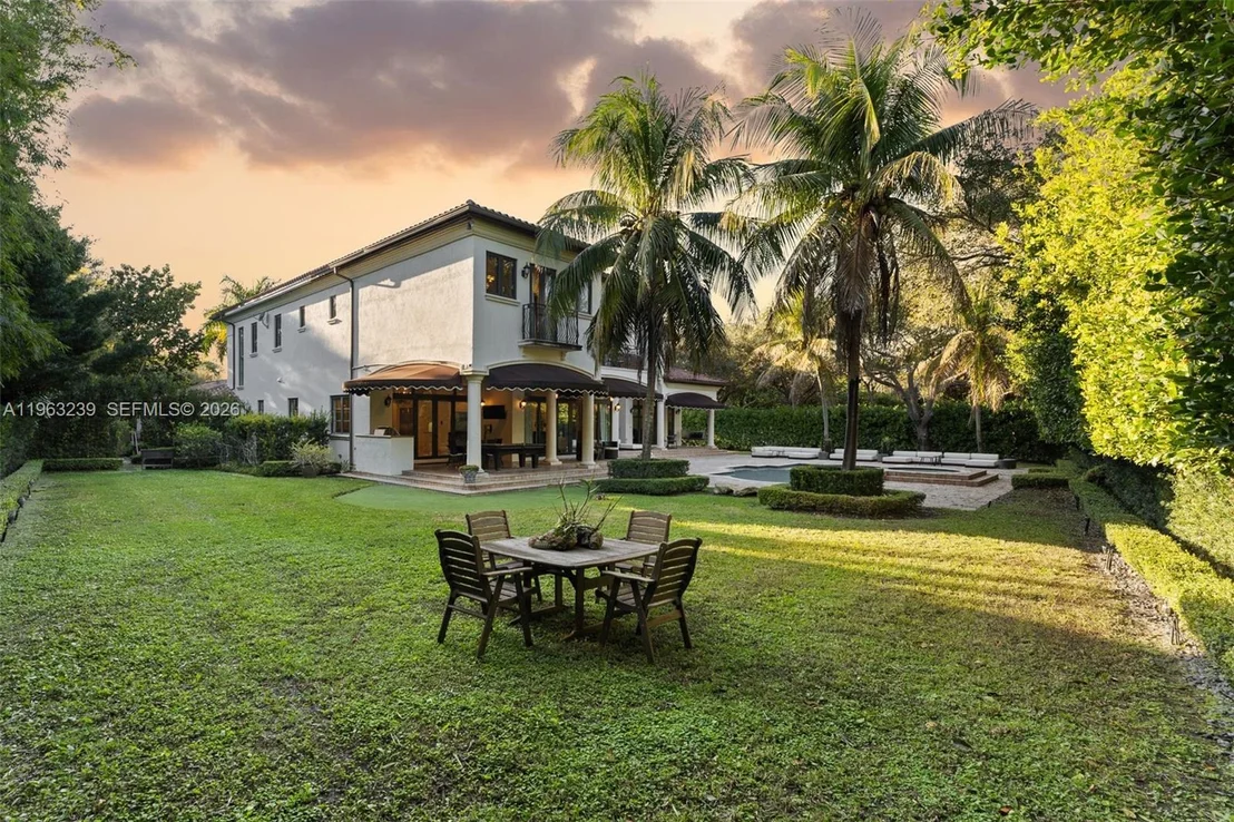Photo of 11111 Killian Park Rd