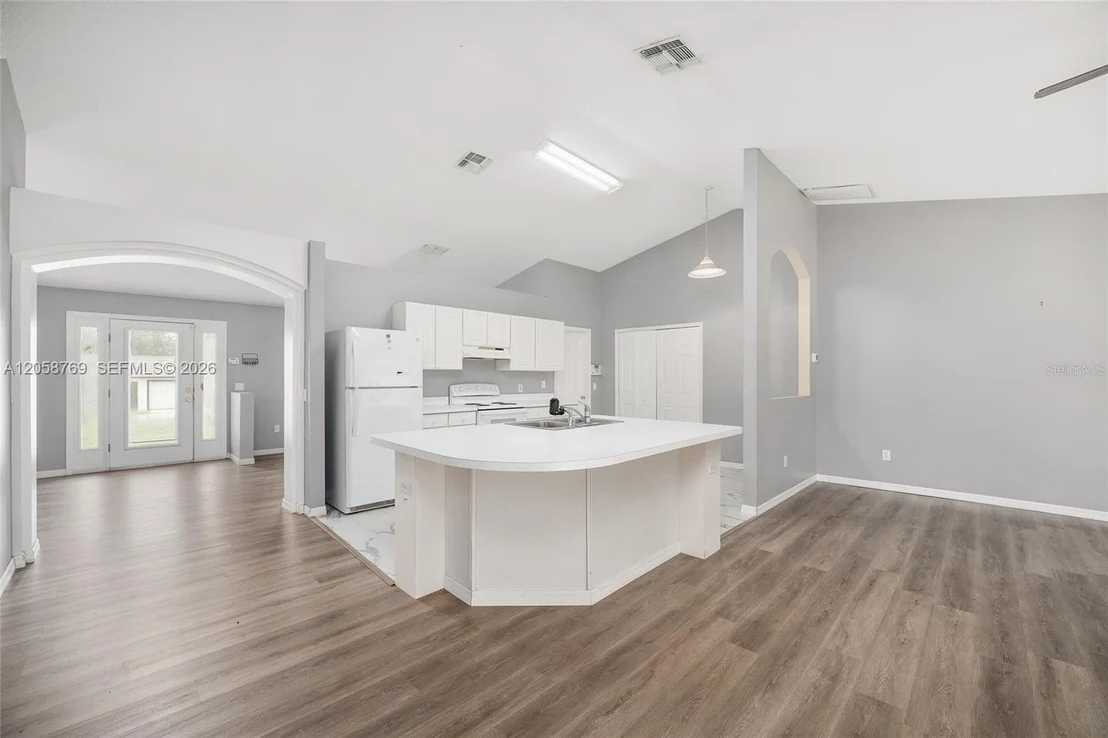 Photo of 20 PINE COURT LOOP