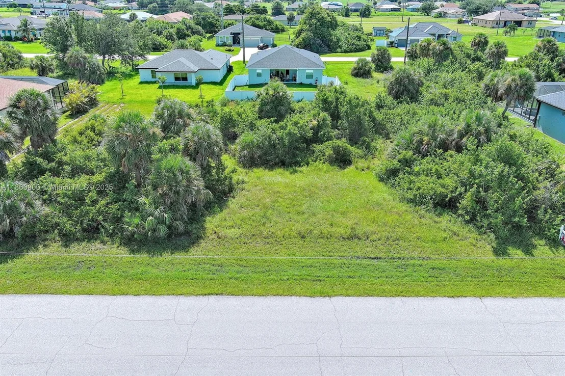Photo of 148 Spring Dr
