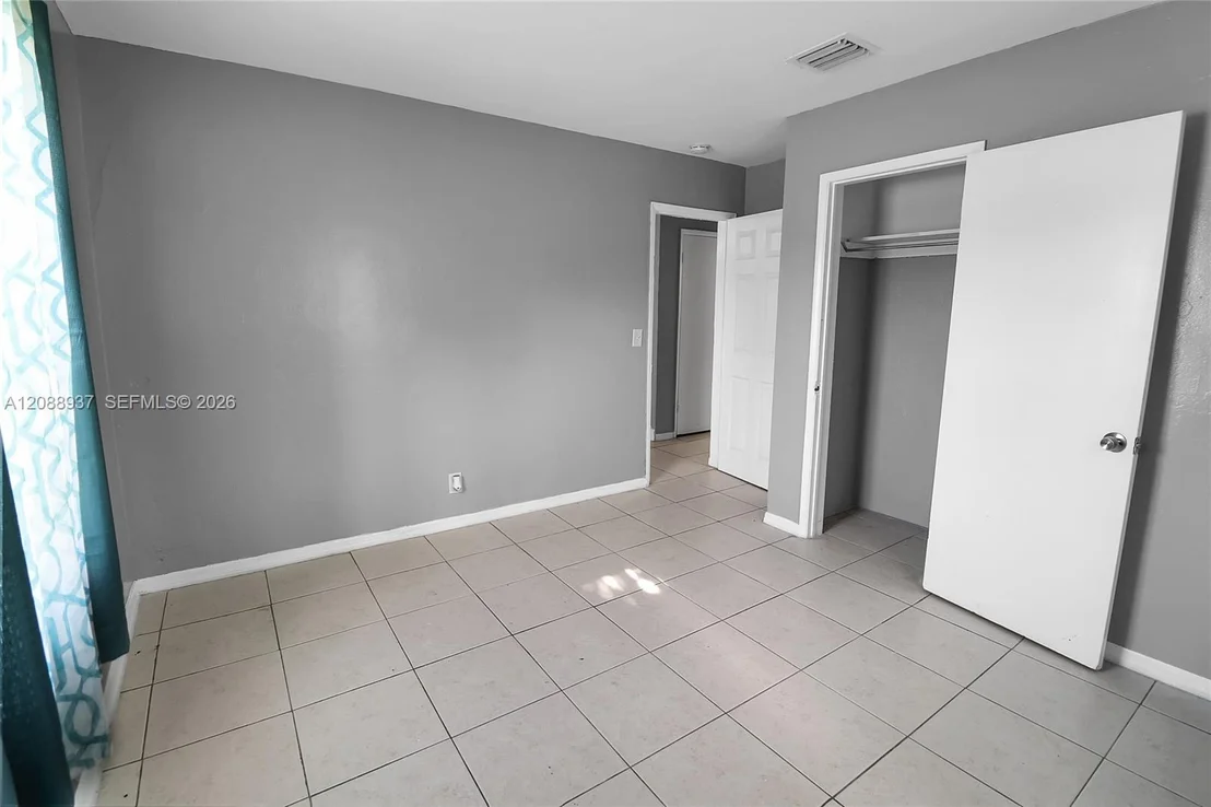 Photo of 3020 NW 7th St