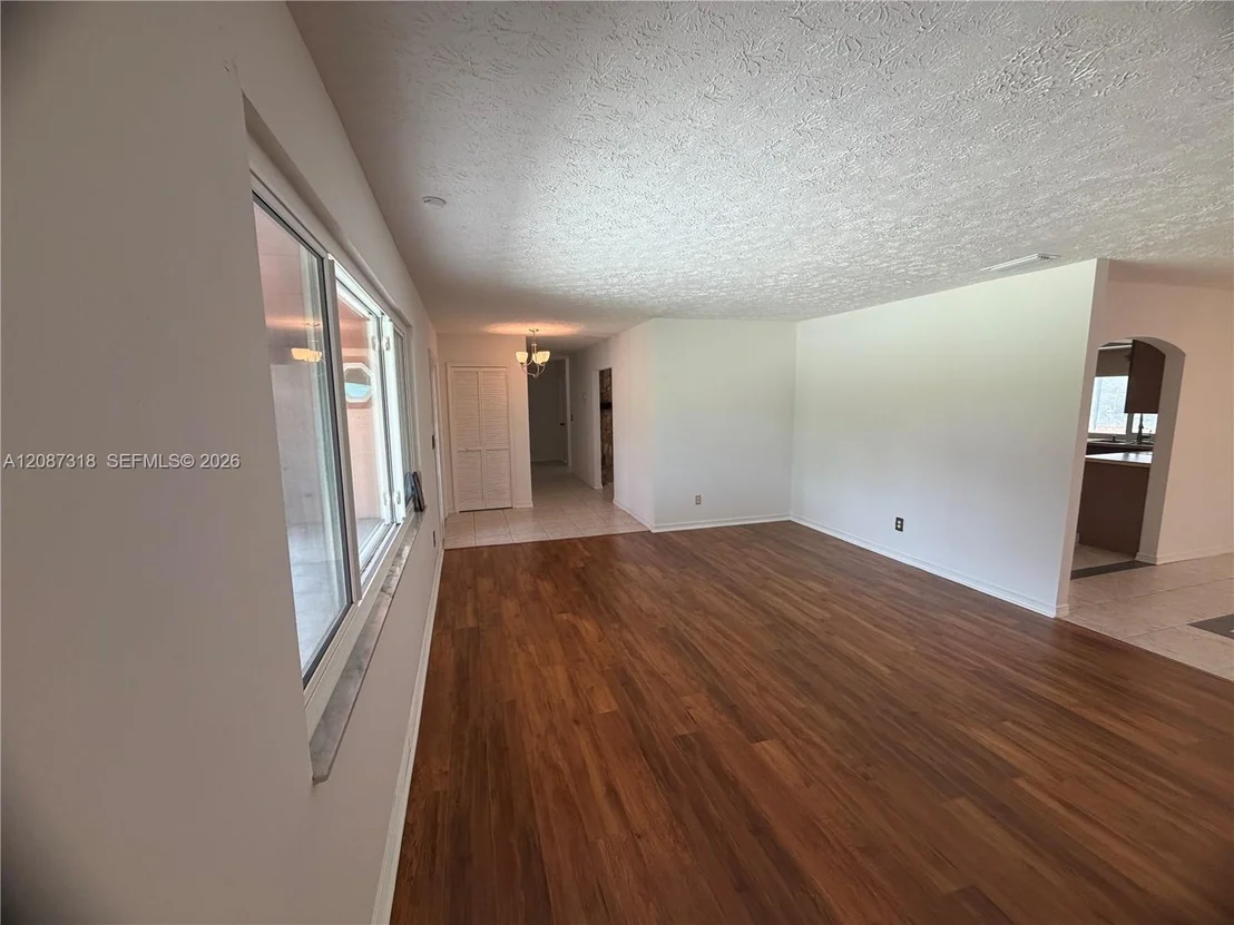 Photo of 3123 SE Quanset Cir
