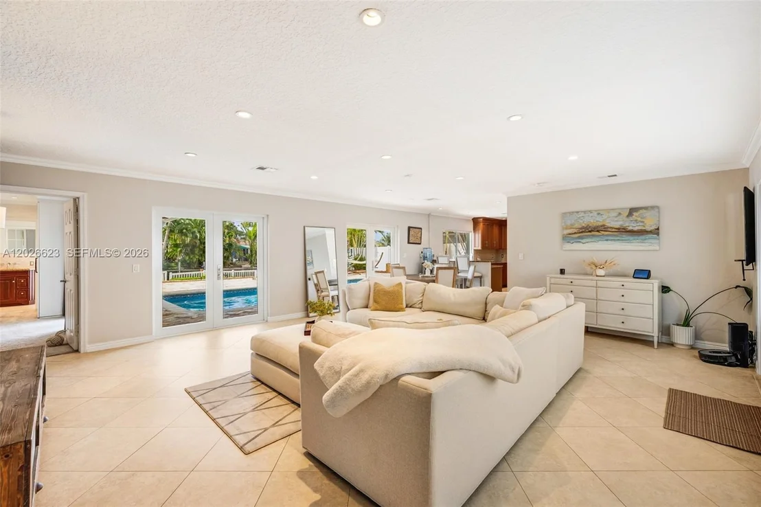 Photo of 620 SE 11th St