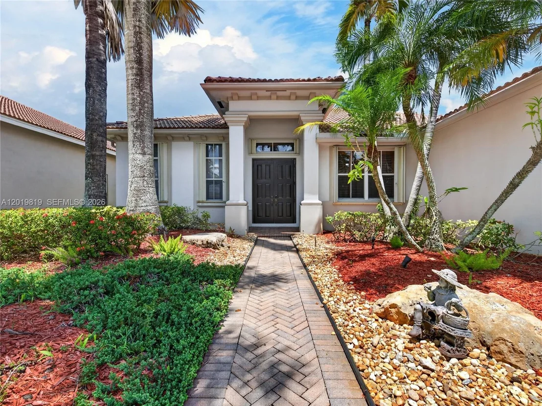 Photo of 2288 Quail Roost Dr