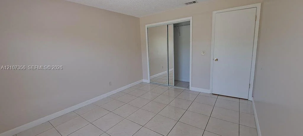 Photo of Unit 4 at 4100 Pershing Pointe Place