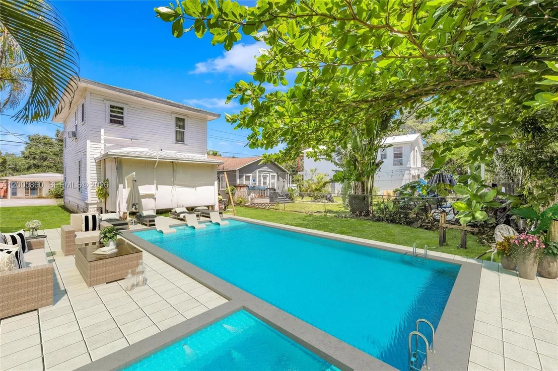 Photo of 3420 Charles Ave