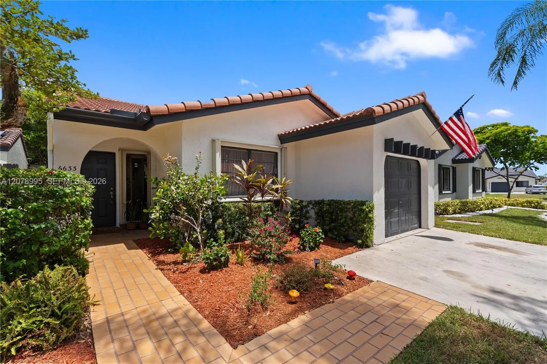Photo of 6633 NW 176th Ter