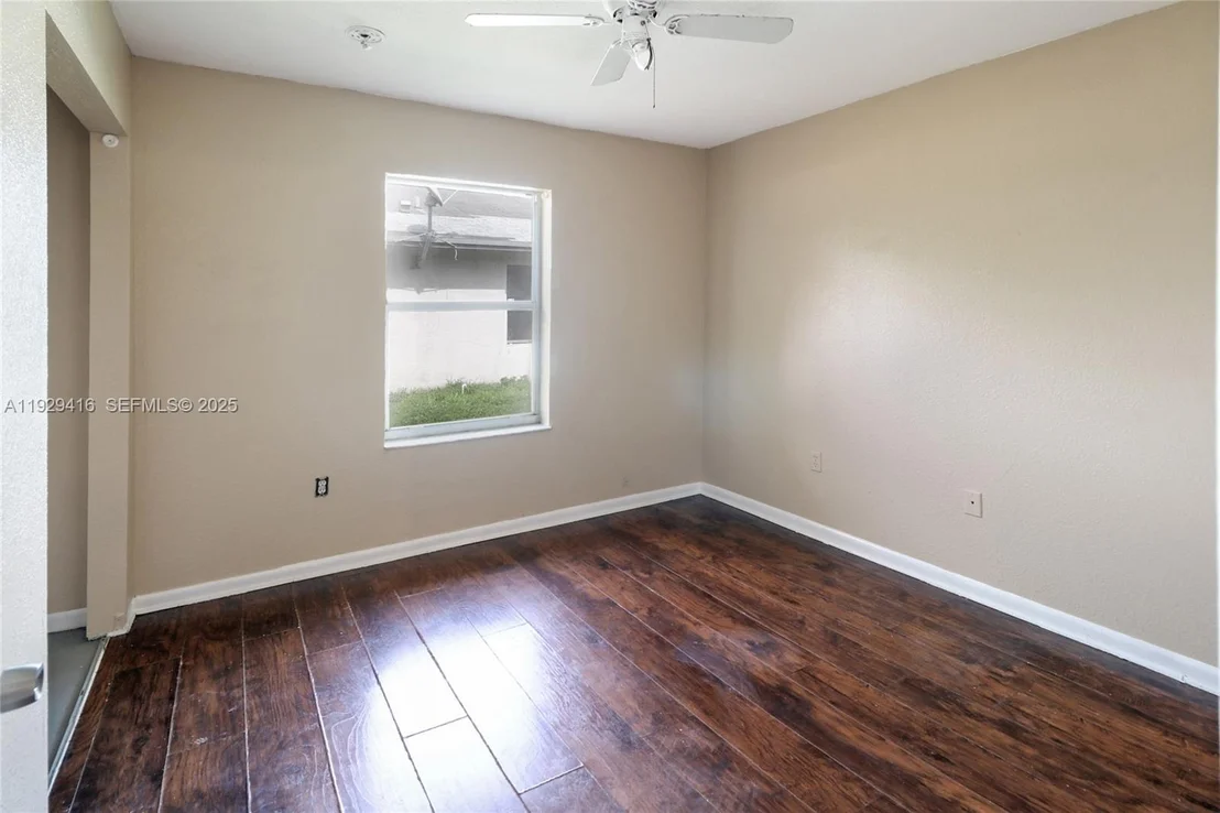 Photo of 2725 NW 3rd St