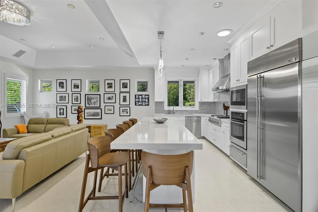 Photo of 5800 SW 99th Ter