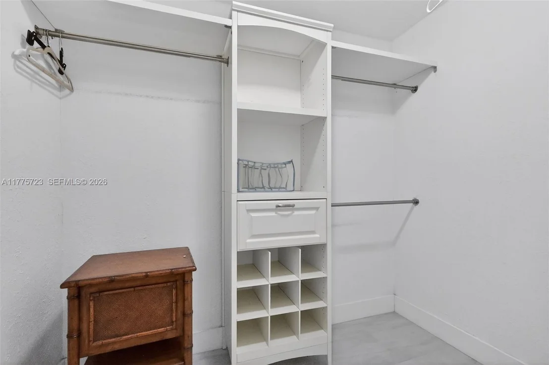 Photo of 217 SE 5th St