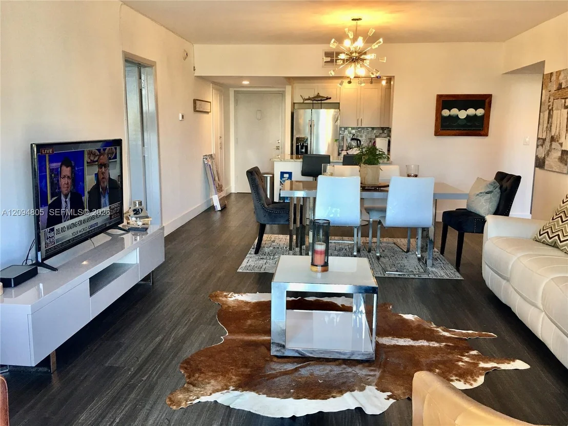 Photo of Unit 4D at 11111 Biscayne Blvd